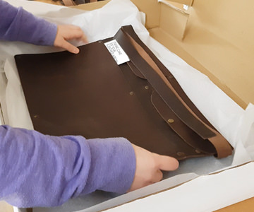 leather-apron-packing Leather Apron Packaging
