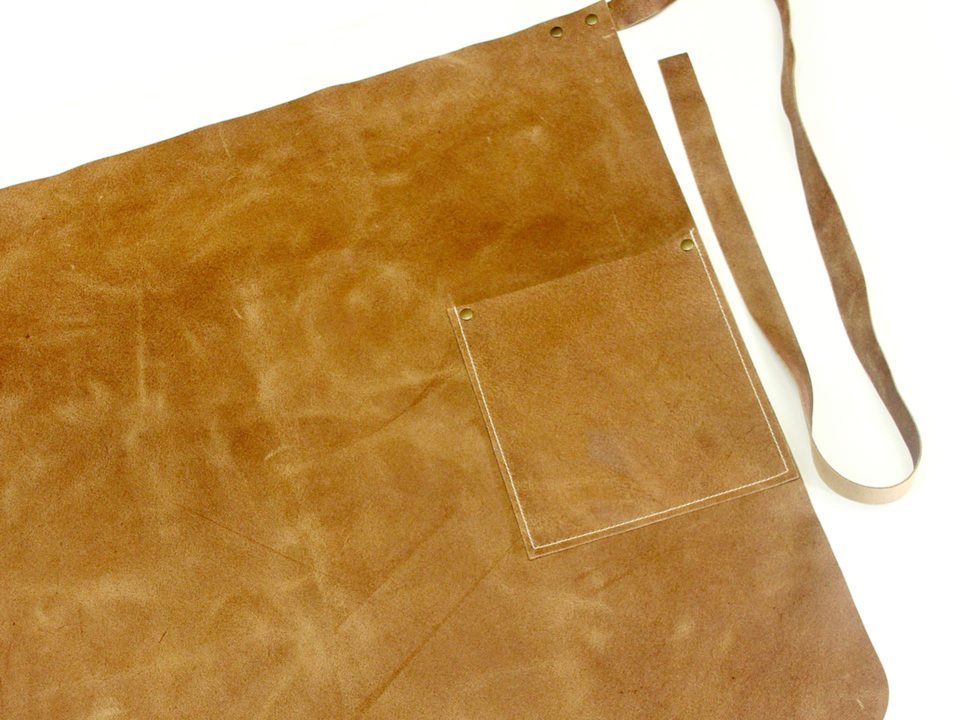 long-leather-waist-apron-flatshot-960x720 Long leather waist apron flat shot